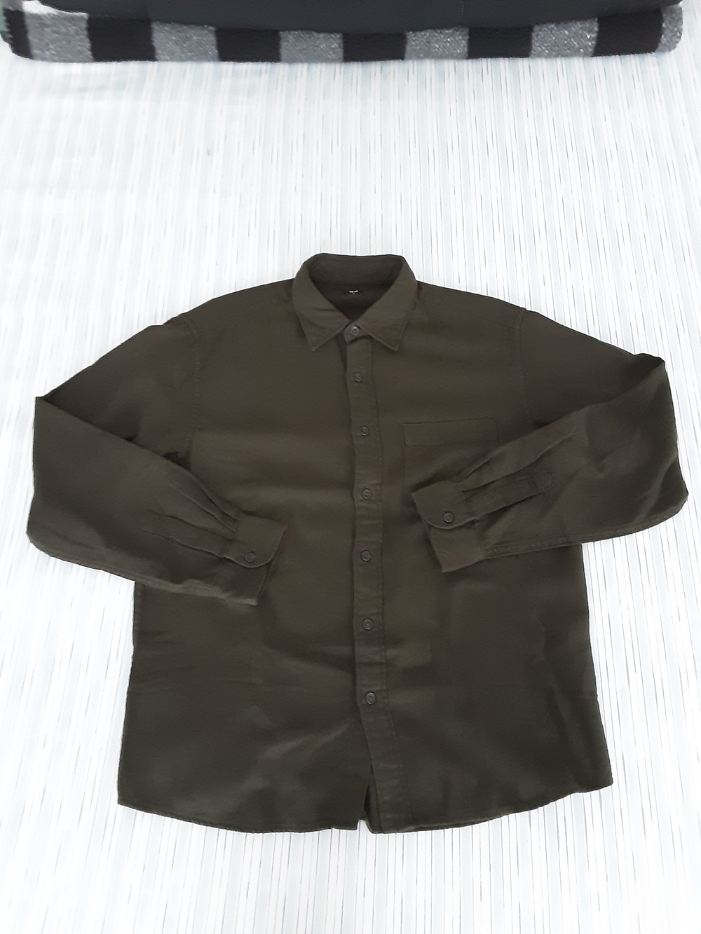 Uniqlo Olive Green Flannel Overshirt